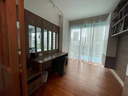 RiverGate (D9), Apartment #391829381
